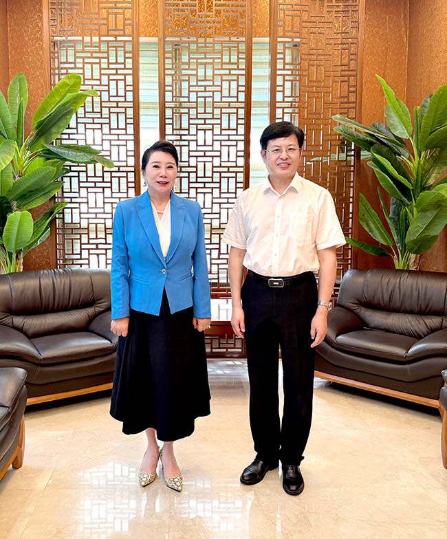 美寶集團(tuán)董事局李俐與中國駐韓使館公參會晤